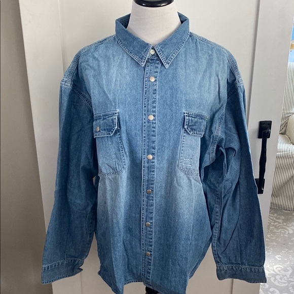 Boston Proper Denim Snap Button Shirt NWT SZ L - Picture 1 of 3